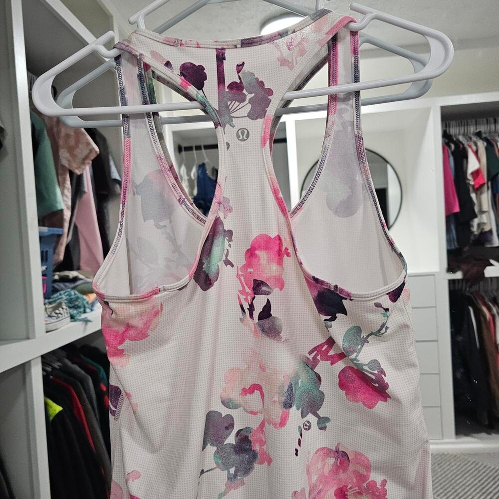 Lululemon Floral Racerback Tank 🌸 - Picture 3 of 5